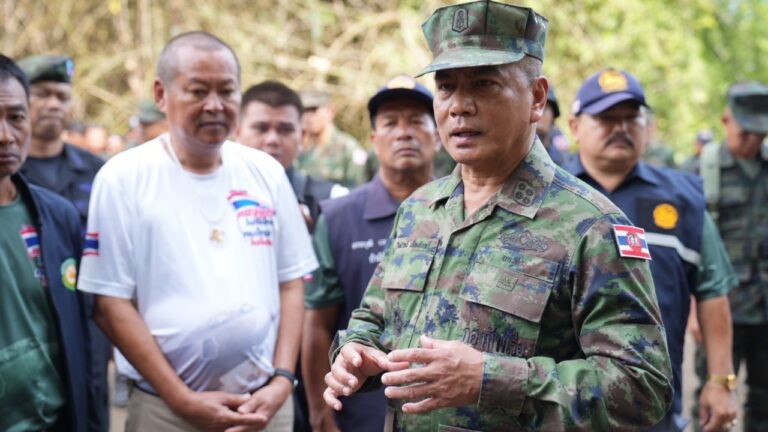 1280-ผบ.ทร.เฟื่อง