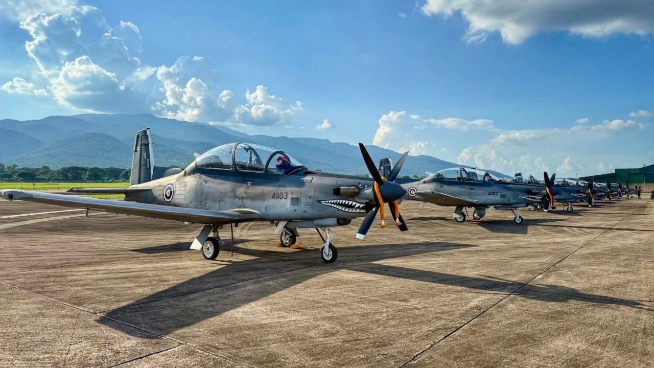 1280- เครื่อง AT-6